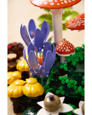 LEGO Botanicals Woodland Mushrooms 11505
