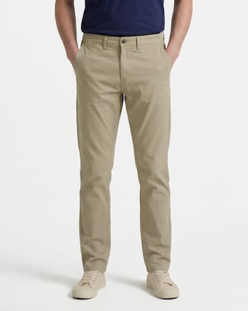Straight Fit Chino