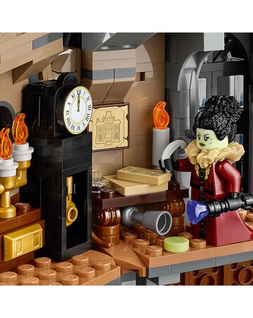 LEGO Haunted House