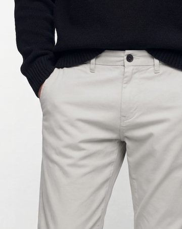 Straight Fit Chino
