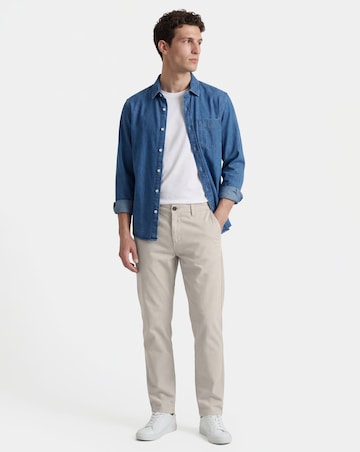 Tapered Fit Chino