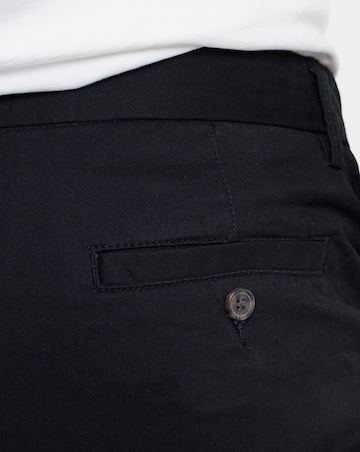 Tapered Fit Chino