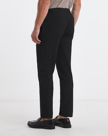 Tailored Premium Stretch Tapered Trouser