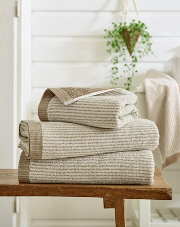 The Lyndon Company Willow Weave Striped 100% Cotton Towel