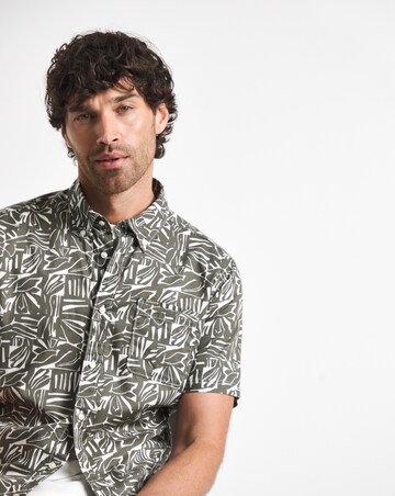 Barbour Orton Short Sleeve Printed Summer Shirt - Olive