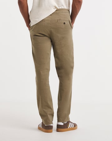 Straight Fit Chino