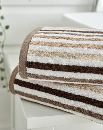 Deyongs Bliss Linear 100% Cotton 550GSM Striped Towel