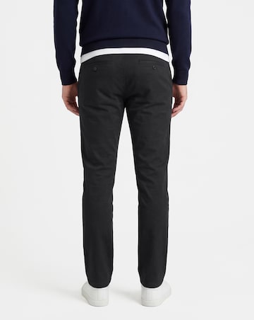 Slim Fit Chino
