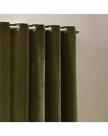 Yard Heavy Chenille Lined Eyelet Curtains