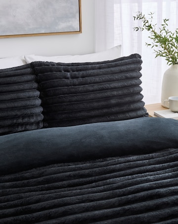 Oakley Fleece Duvet Cover Set