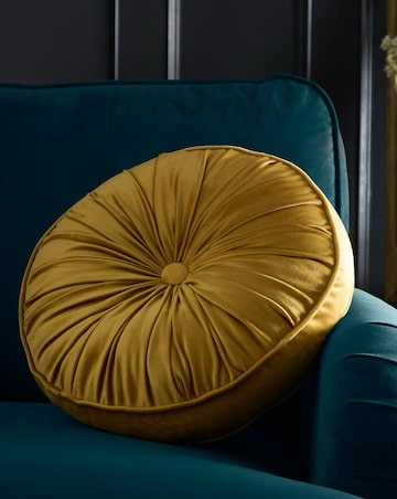 Laurence Llewelyn-Bowen Round Pleat Round Cushion