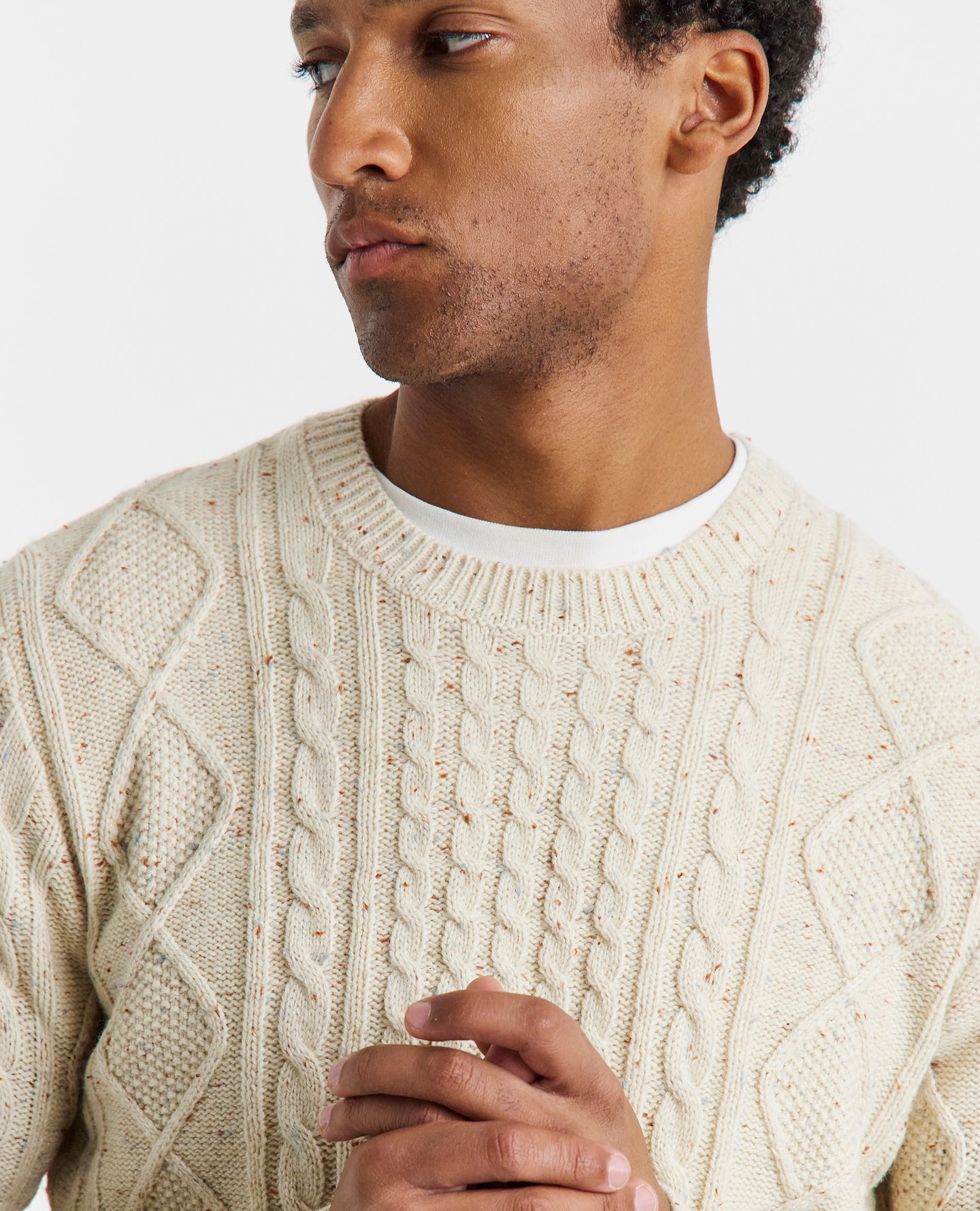 Model wears Twist Yarn Detail Cable Knit Jumper in Ecru