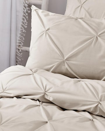 Serene Lara Duvet Cover Set