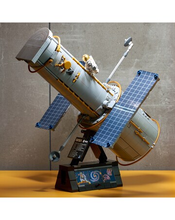 LEGO Icons Hubble Space Telescope 11382