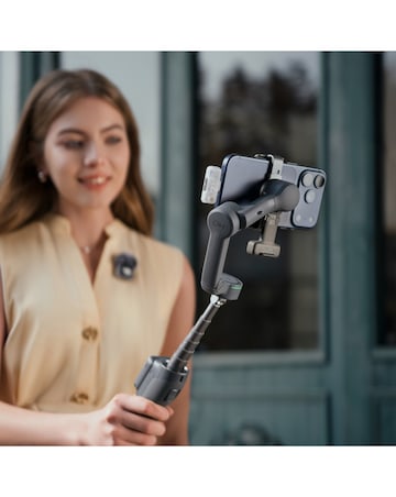 DJI Osmo Mobile 8P Creator Combo