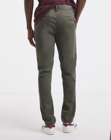 Tapered Fit Chino