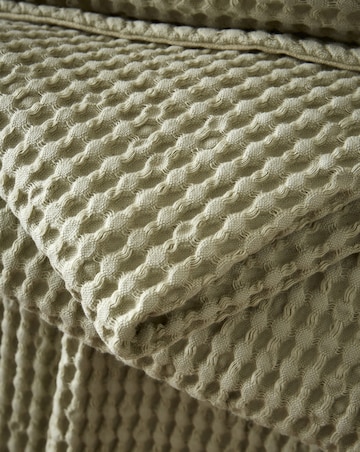 Pineapple Elephant Jaipur Waffle Cotton Throw
