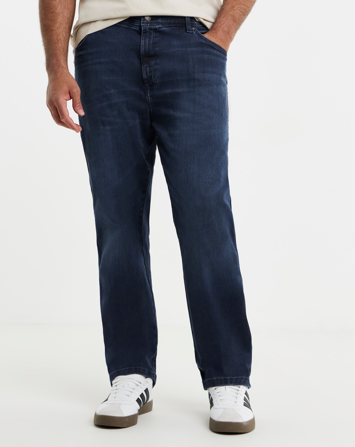 Wrangler Texas Stretch Straight Fit Jean - Armstrong | Jacamo