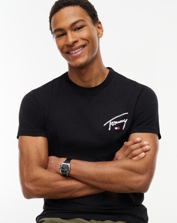 Tommy Jeans Short Sleeve Slim Signature Chest T-Shirt - Black