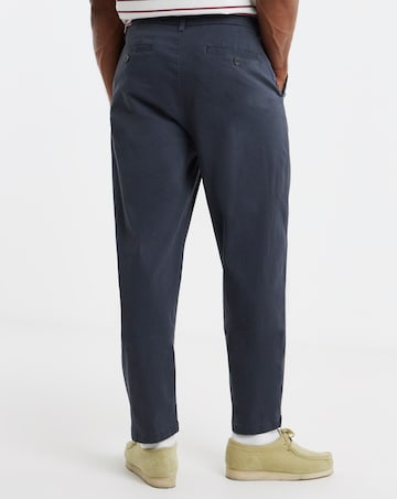 Loose Fit Chino