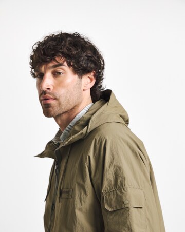 Barbour Re-Engineered Flyweight Showerproof Jacket - Clay