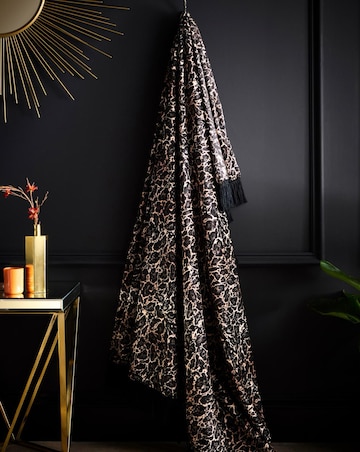 Laurence Llewelyn-Bowen Josephine Throw