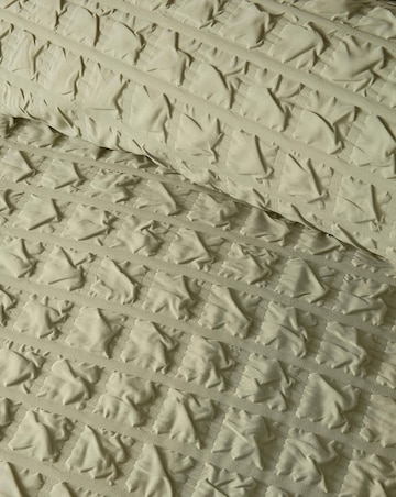 Serene Embossed Grid Duvet Cover Set