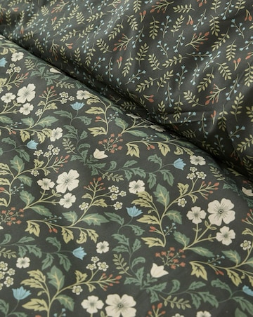 D & D Heritage Floral Duvet Cover Set