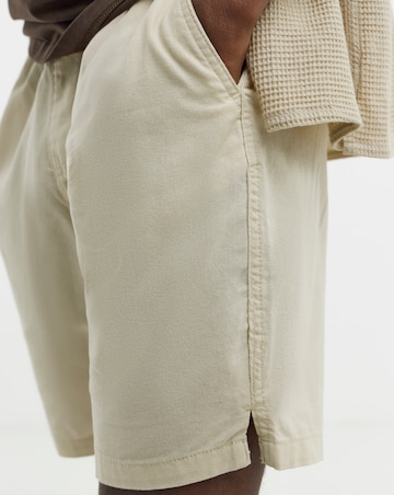 Linen Blend Elasticated Drawcord Short