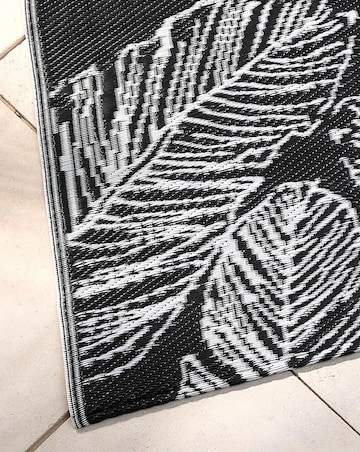 Matteo Outdoor Rug