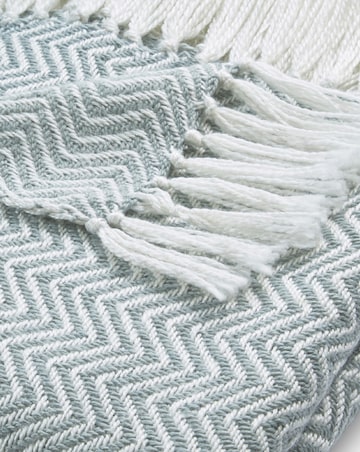Woven Herringbone Indoor/Outdoor Throw