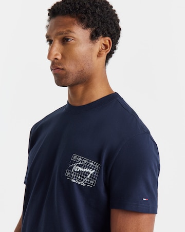 Tommy Jeans Short Sleeve Signature Flag T-Shirt - Navy