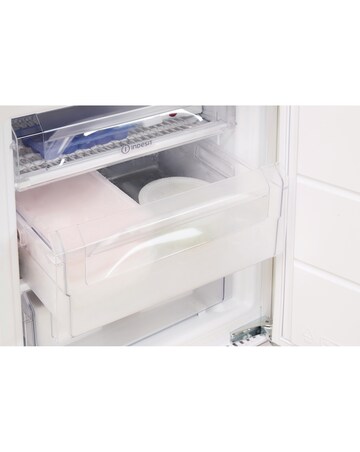 Indesit INBUFZ011.UK Integrated Under Counter Freezer