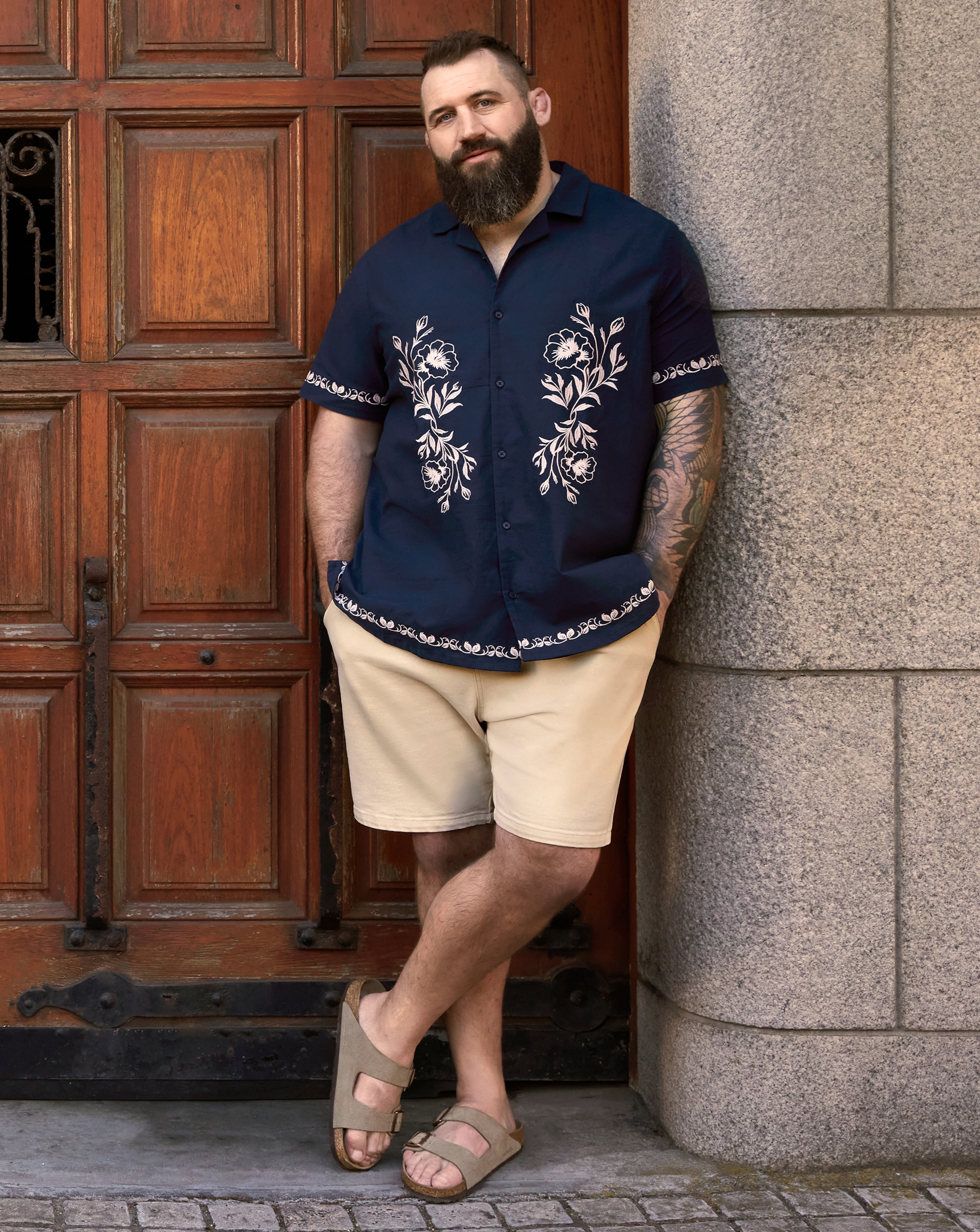 Joe Marler wears Navy Embroidered Short Sleeve Shirt