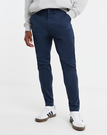 Slim Fit Chino