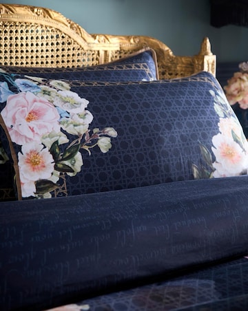 Laurence Llewelyn-Bowen Bouquet List Duvet Cover Set