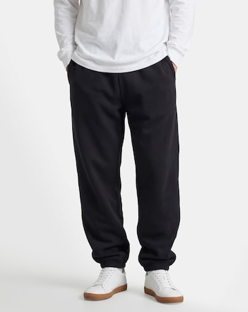 Relaxed Fit Jogger
