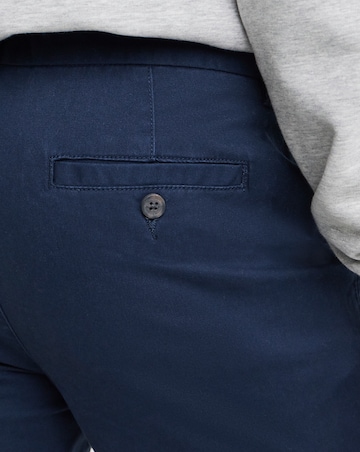 Slim Fit Chino
