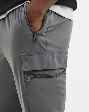 Tech Tapered Fit Pocket Cargo