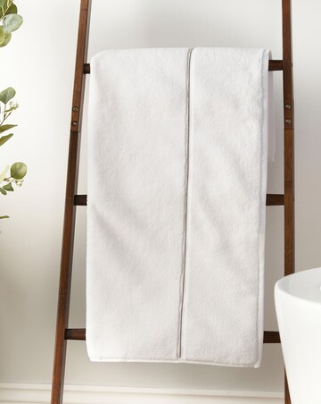 Bianca Zero Twist Satin Stitch Towel