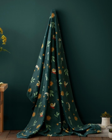 Fusion Botanical Mushrooms Throw