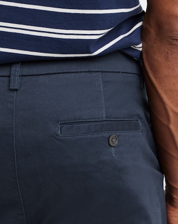 Straight Fit Chino