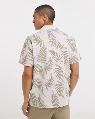 Leaf Print Short Sleeve Shirt