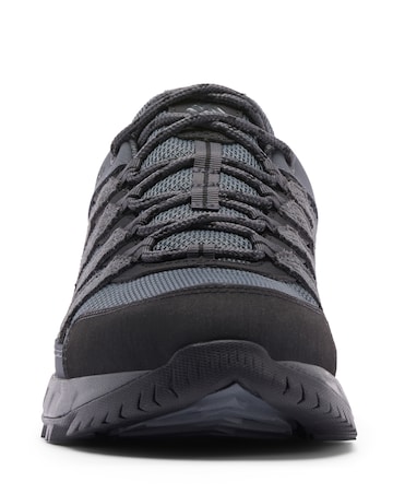 Columbia Strata Trail Low Waterproof Trainers