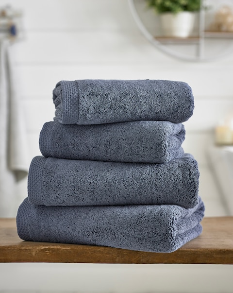 The Lyndon Company Luxury Egyptian Spa 700GSM Towel