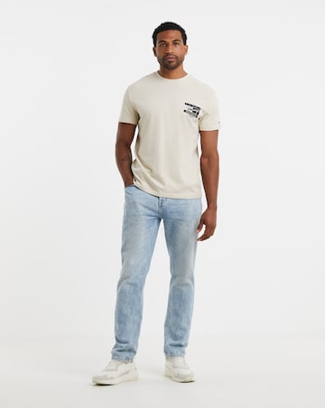 Tommy Jeans Short Sleeve Signature Flag T-Shirt - Beige