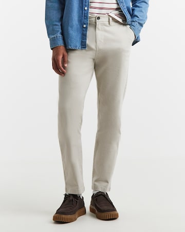 Straight Fit Chino