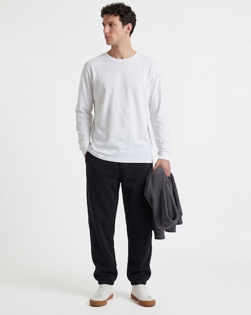Relaxed Fit Jogger