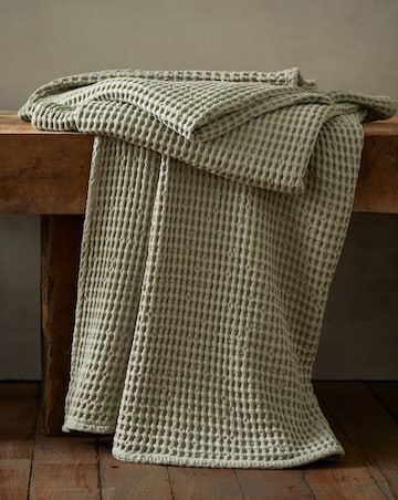 Pineapple Elephant Jaipur Waffle Cotton Throw