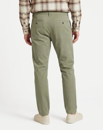 Loose Fit Chino